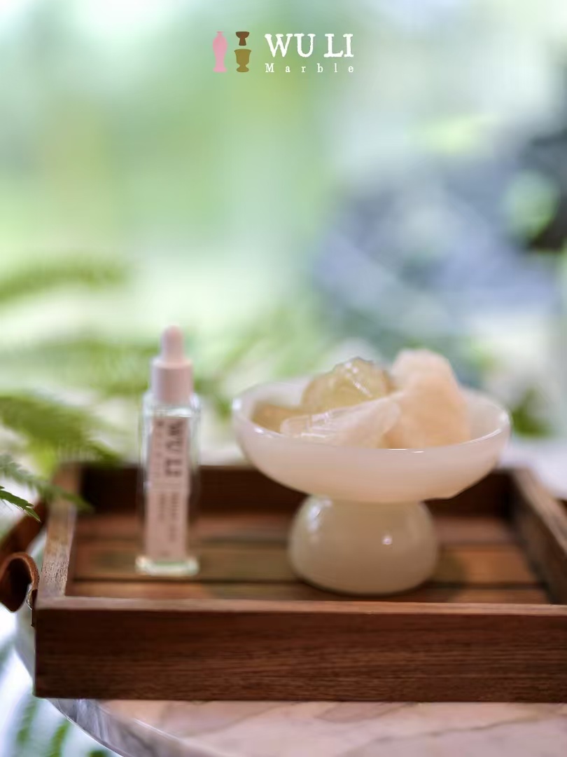 White Onyx Aromatherapy Set | Natural Translucent Stone Diffuser Set